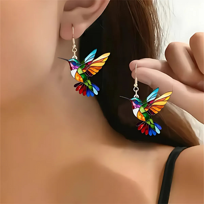 Aurea| Beautiful hummingbird Design Necklace