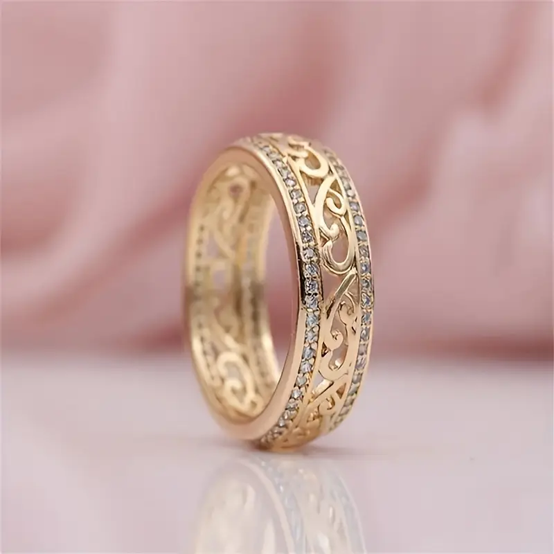 Aurea| Bright Hollow Gold Ring